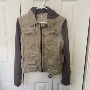 Free People Jean jacket with fabric sleeves detachable hood XS army style olive
